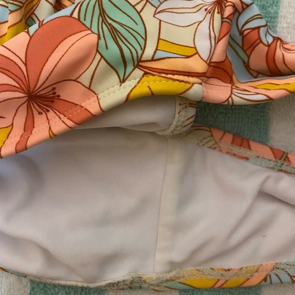 Xhilaration Tropical Print Bikini Bottom - Picture 4 of 5